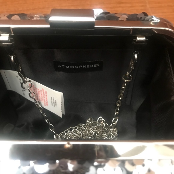 Sequinned Clutch Purse - Picture 4 of 4